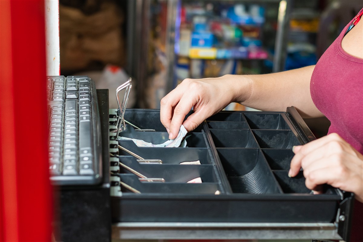 caisse enregistreuse d'occasion