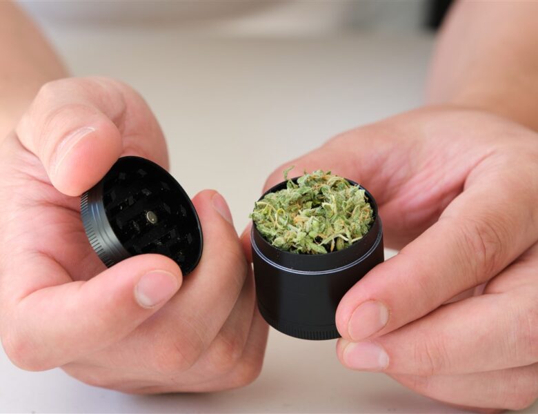 L’art de choisir des fleurs de CBD de qualité : Conseils d’expert