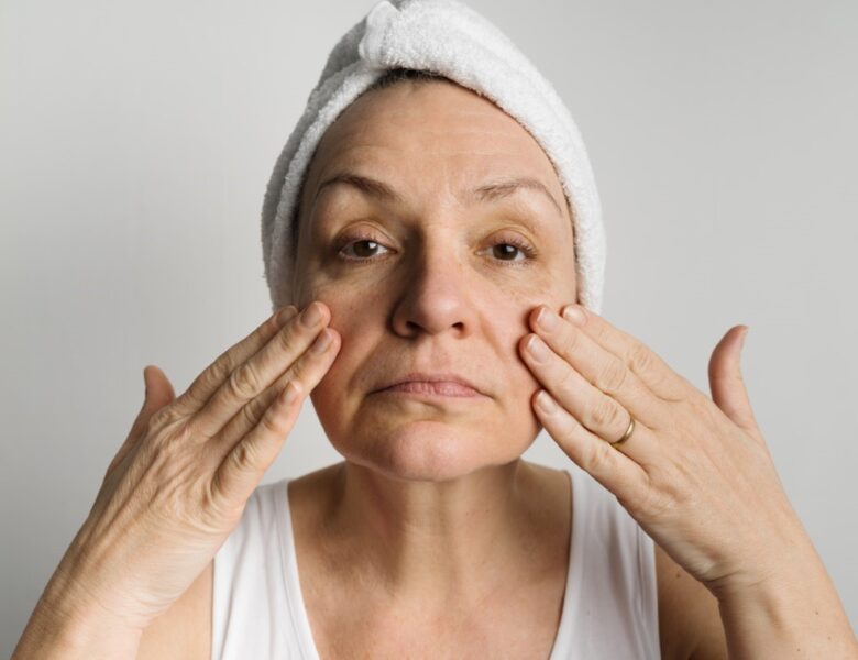Techniques ciblées pour atténuer les poches sous les yeux