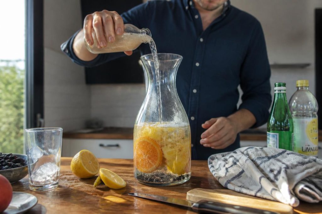découvrez les erreurs fréquentes à éviter pour réussir parfaitement votre punch maison en carafe et impressionner vos invités à chaque préparation.